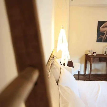 Fondo Vito Guest house *